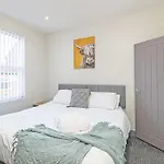 3 Bedroom Holiday House