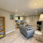 Sandpiper Leigh Cottages