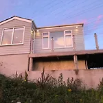 E28 Hi-Up, Riviere Towans