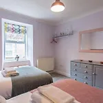 Felicity'S Cottage