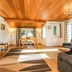 Stonewood Lodge