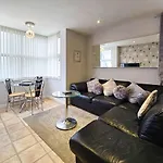 Pearl Suite