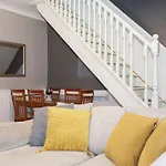 Beautiful Rooms In Edinburgh Cottage Guest House - Free Parking