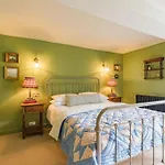 Rogue'S Cottage - Secluded Gem By The Sea