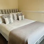 Scoresby Escape - Whitby Holiday Home