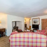 4 Bishops Cottages