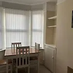 2 Bed House Near Sefton Park & Lark Lane