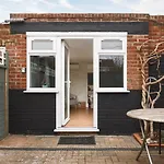 The Whitstable Pearl - Boutique Holiday Studio