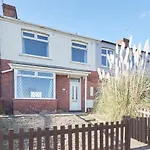 Host & Stay - Armitage Road