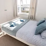 Stones Throw Cottage