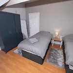 Emmadale Bridington Town Centre Sleeps 10
