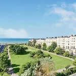 Luxury 1 Bed Flat In Hove Close To The Sea- Soho House Style