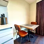 Super Trendy Apartment - Free Parking & Fast Wifi - 1 Minute Walk To Poole Quay - Great Location - Free Parking - Fast Wifi - Smart Tv - Newly Decorated - Sleeps Up To 2! Close To Poole & Bournemouth & Sandbanks
