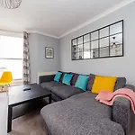 Flash Sale Central Hove 3 Bedroom Flat Bn338Awat
