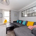 Flash Sale Central Hove 3 Bedroom Flat Bn338Awat