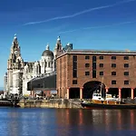 Elmo River Studios - 6 En-Suites In Wallasey - Easy Parking - Short And Long Stays Welcome
