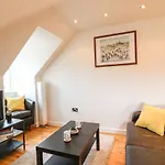 Harbour Reach 6