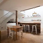 Host & Stay - Cliftonville Mews