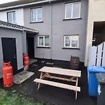 Glenmanus Town House