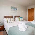 Fistral Pearl