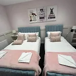 Sugar Hill Suite By Sasco Apartments