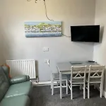 2 Bedroom Ground Floor Holiday Apartment Skegness