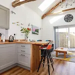 Harvenna Cottage