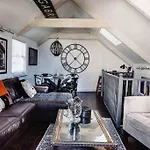 The Old Stores, Luxury Selfcatered Holiday Cottage Above The Beach