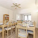 Sail Lodge