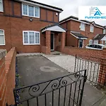 Furnished Accommodation Liverpool - Family Home - Free Parking