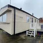 Coastfields 3 Bed 8 Berth Holiday Home