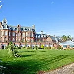 4 The Manor House