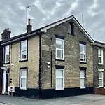 Corner Stone House - Apartment 2