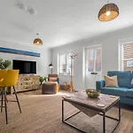 Pass The Keys Stunning 2 Bed House By The Sea