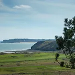 Priory Bay Escapes - Matahari