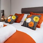 3 Putsborough - Luxury Apartment At Byron Woolacombe, Only 4 Minute Walk To Woolacombe Beach!