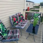 3 Bed Deluxe Golden Palm Ml47 Sleeps 6
