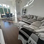 First Floor Crosby 1 Bedroom Apartment