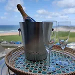 Fistral Retreat