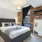 Host & Stay - Henry'S Hideaway