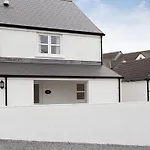 Apricot Cottage