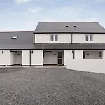 Apricot Cottage