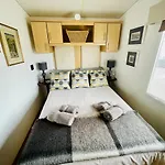 Garden Lodge