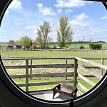 Armadilla 1 At Lee Wick Farm Cottages & Glamping