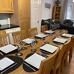 Dog Friendly Town House