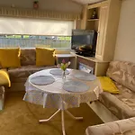 Annie'S Corner