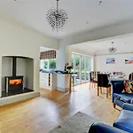 Lismore House