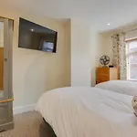 Pebble Cottage