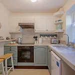 Stones Throw Cottage