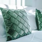 Oakleigh House Liverpool By Prime Stay